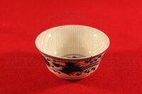 Фарфоровая пиала