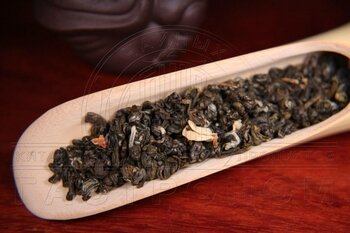 Моли Хуа Ло «Жасминовые цветочные спирали»